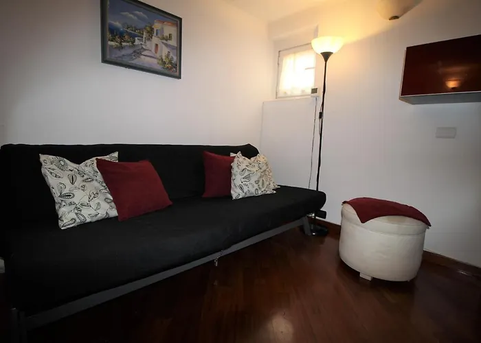 Appartamento Attico con Jacuzzi, terrazzo e fibra