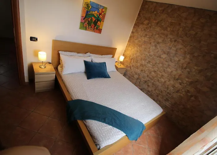 Appartamento Attico con Jacuzzi, terrazzo e fibra